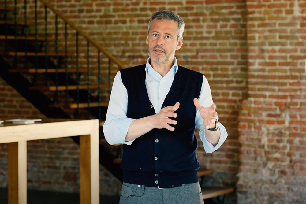 Prof. Dr. Régis Lemmens, sales expert for BEyond
